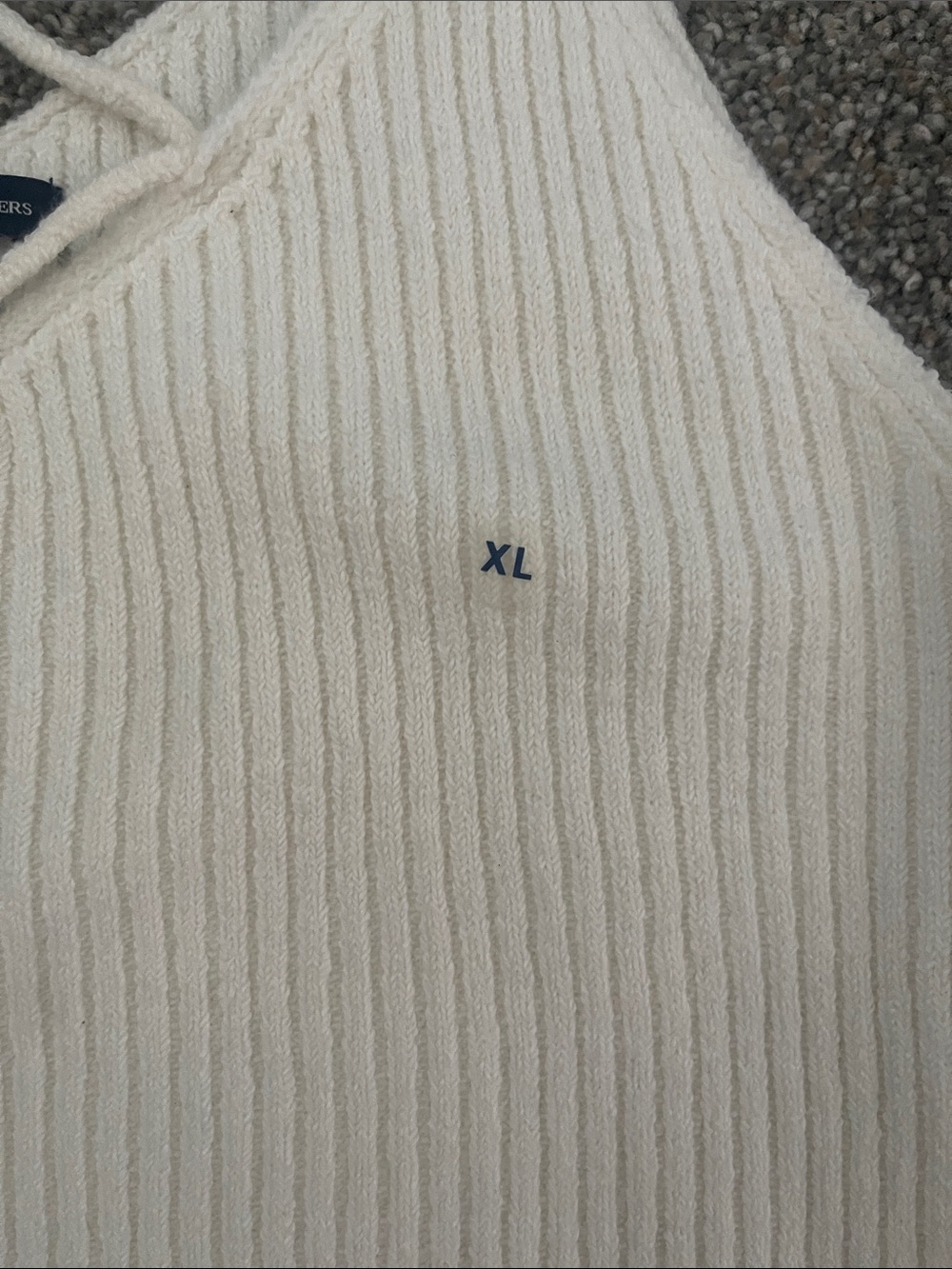 American Eagle cream sweater tank - Picture 2 of 4